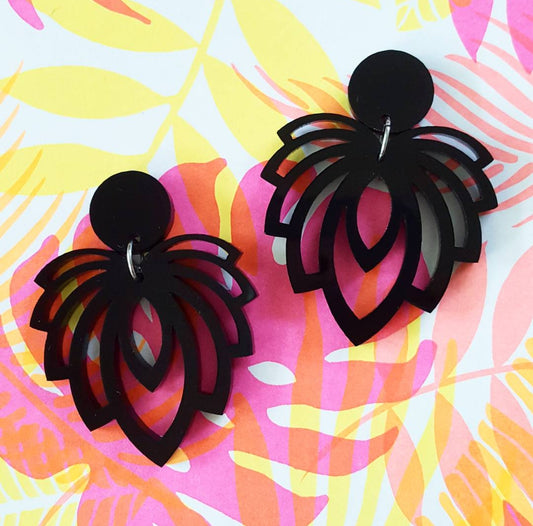 Mila Dangle Earrings